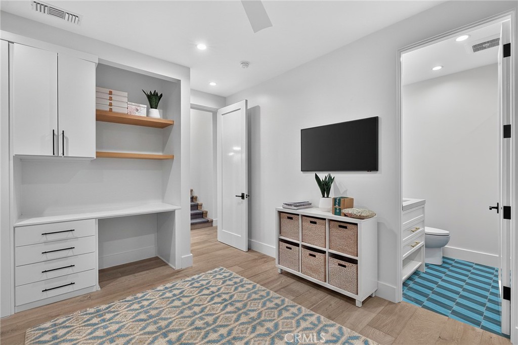 225 Jasmine, Corona Del Mar CA 92625 - photo 37