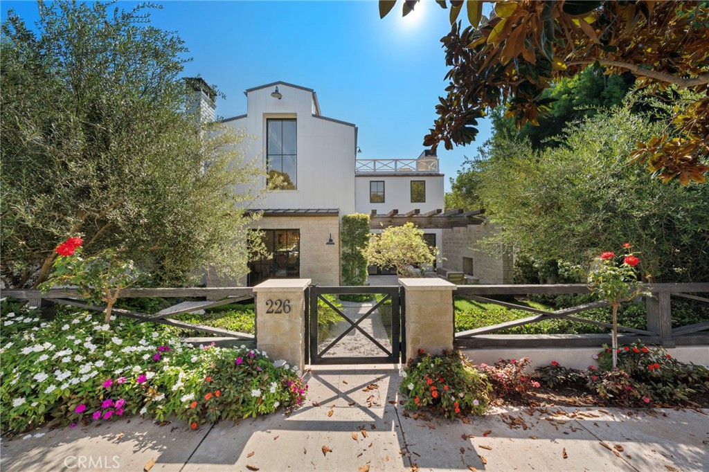 226 Poinsettia Avenue, Corona Del Mar CA 92625 - photo 2