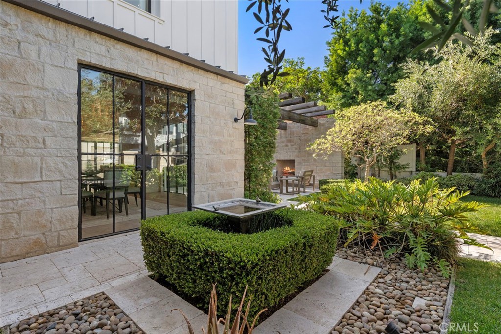 226 Poinsettia Avenue, Corona Del Mar CA 92625 - photo 7