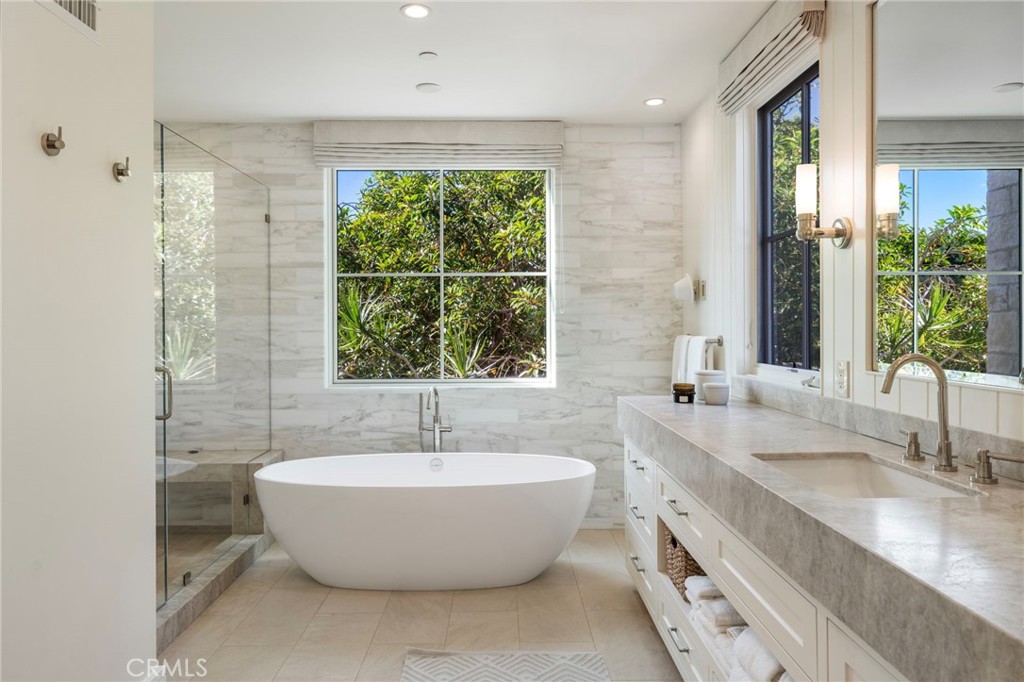 226 Poinsettia Avenue, Corona Del Mar CA 92625 - photo 38