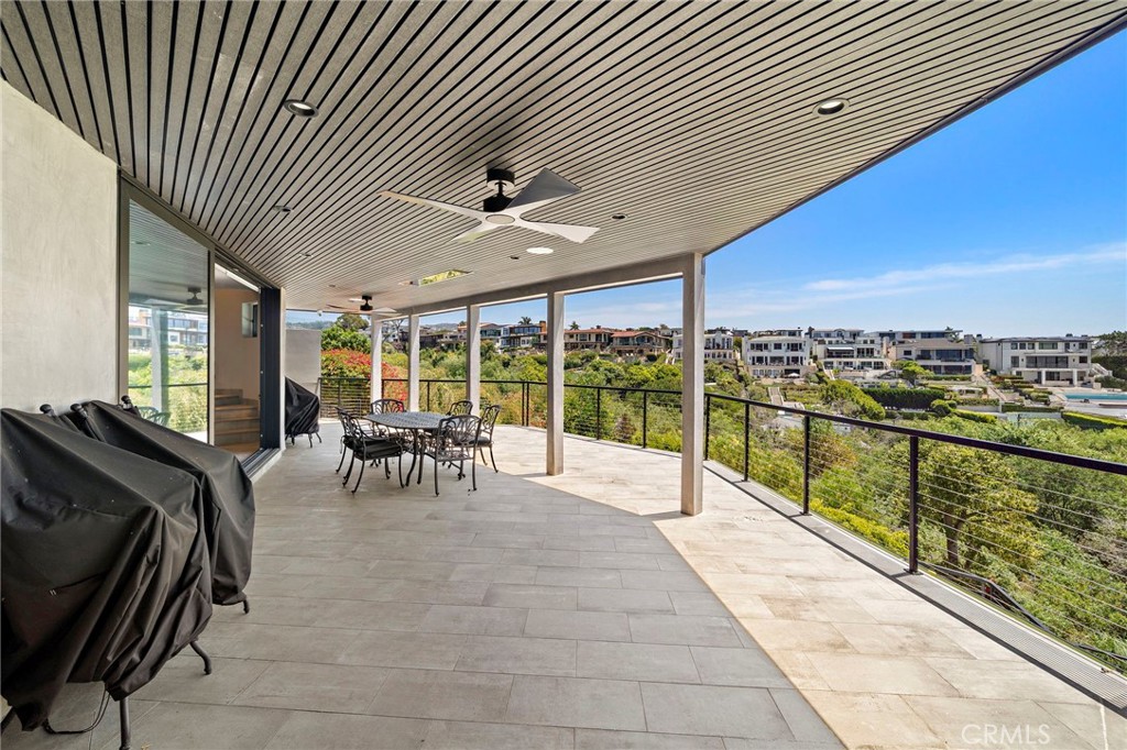 228 Hazel Drive, Corona Del Mar CA 92625 - photo 32