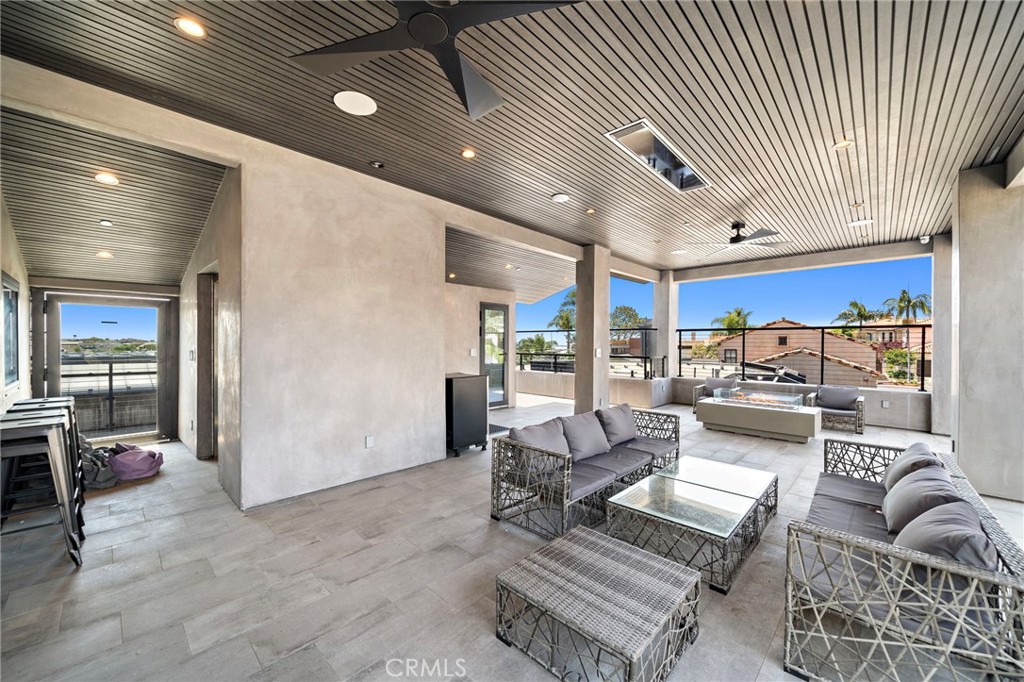 228 Hazel Drive, Corona Del Mar CA 92625 - photo 49