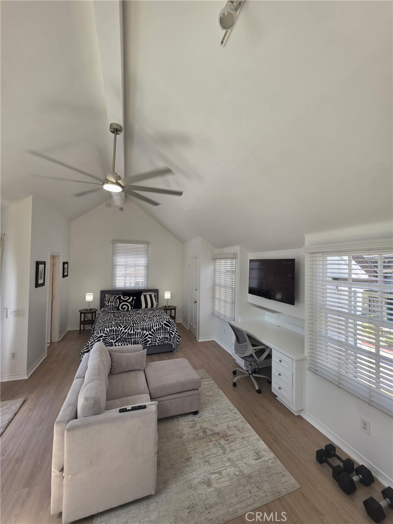 Third bedroom suite - 232 Jasmine, Corona Del Mar CA 92625 - photo 24