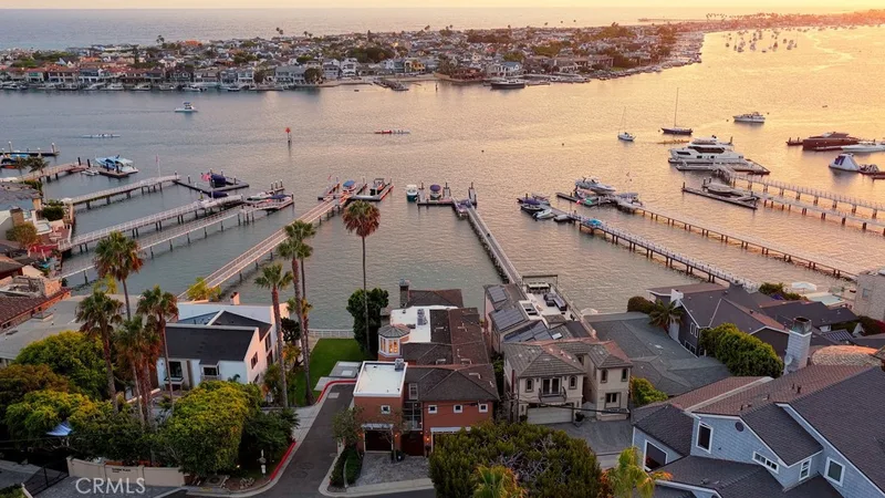 2323 Bayside Drive, Corona Del Mar, CA 92625