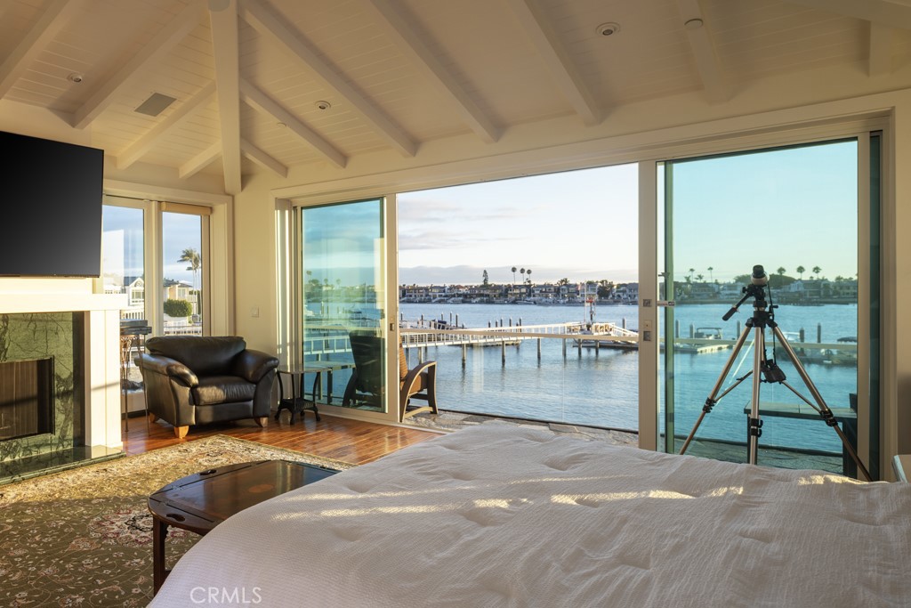 2323 Bayside Drive, Corona Del Mar CA 92625 - photo 24