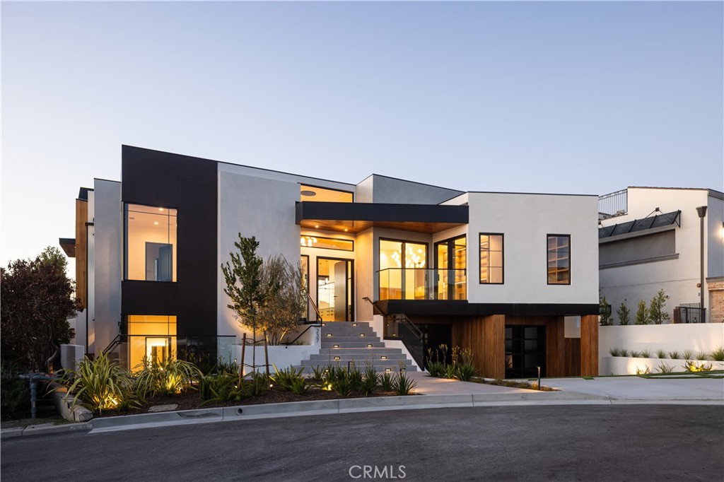 237 Evening Canyon, Corona Del Mar CA 92625 - photo 1