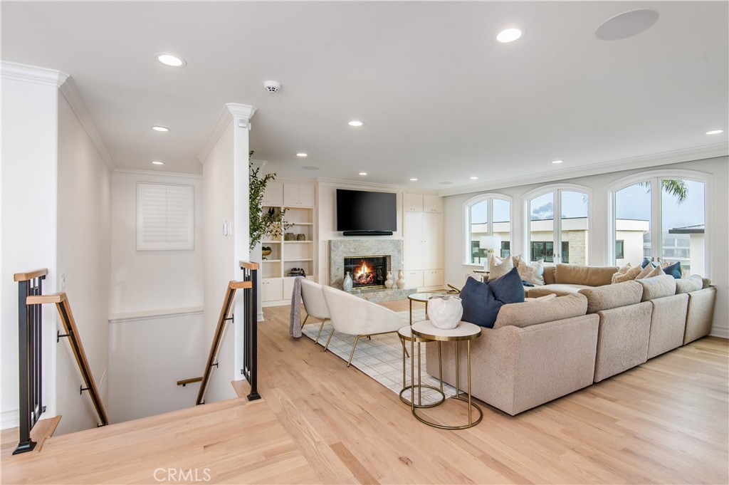 250 Poppy Avenue, Corona Del Mar CA 92625 - photo 12