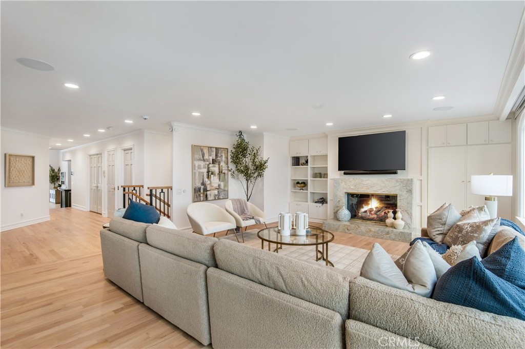 250 Poppy Avenue, Corona Del Mar CA 92625 - photo 14