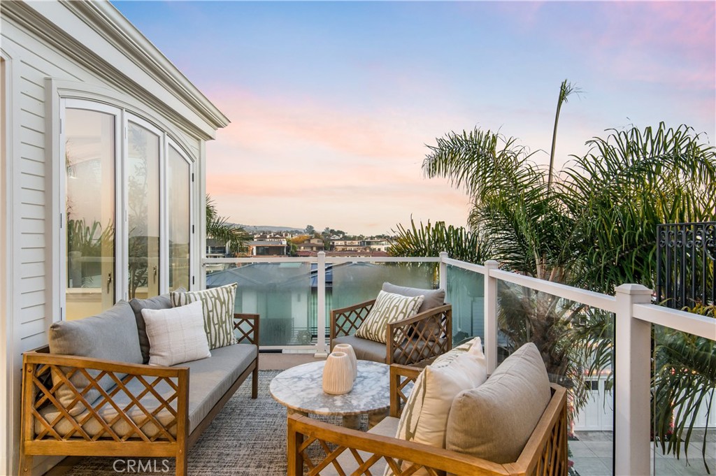 250 Poppy Avenue, Corona Del Mar CA 92625 - photo 27