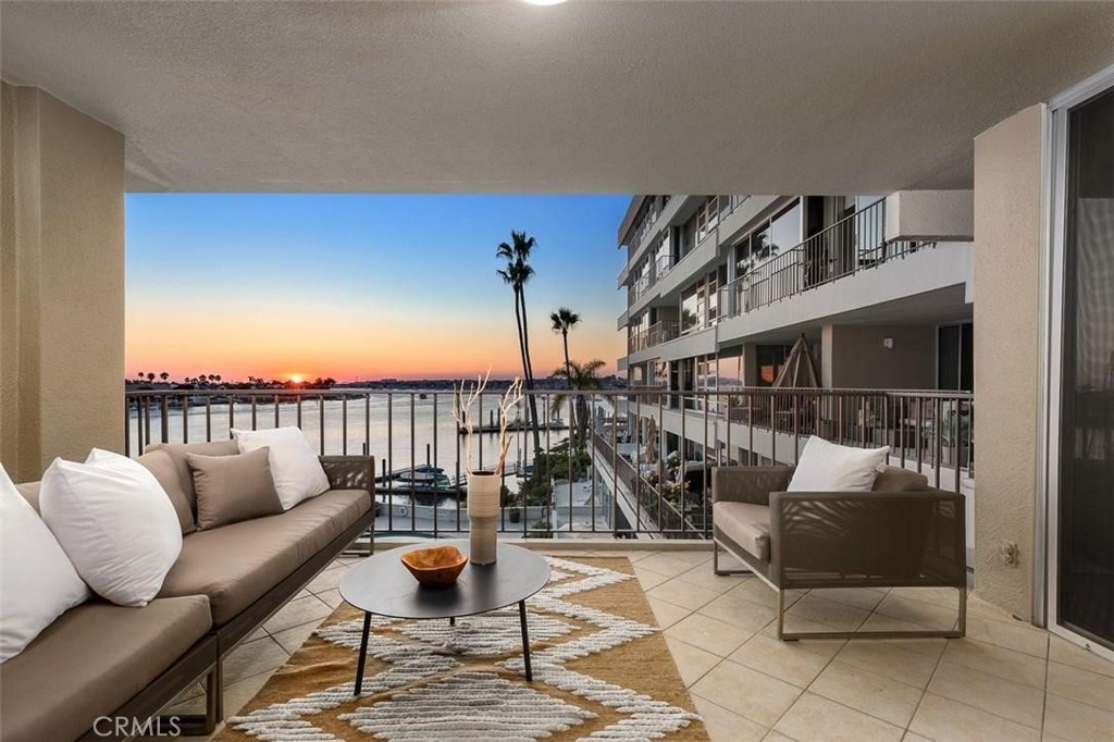 2525 Ocean Boulevard 3D, Corona Del Mar CA 92625 - photo 1