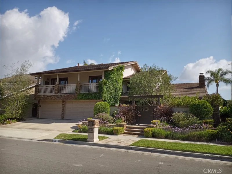 26 Mission Bay Drive, Corona Del Mar, CA 92625