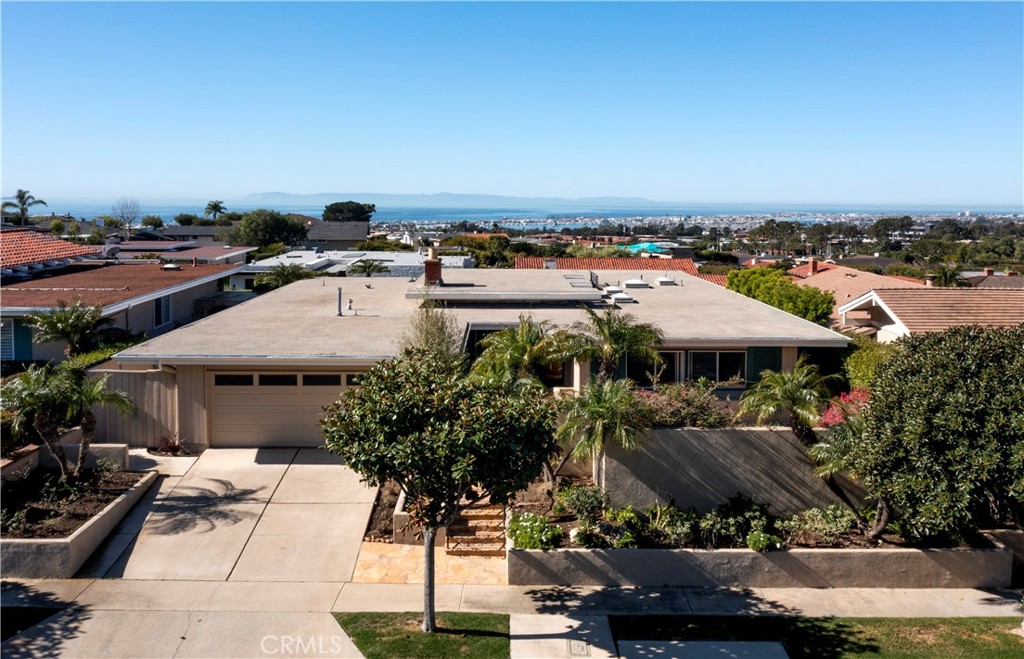 2601 Island View Drive, Corona Del Mar CA 92625 - photo 1