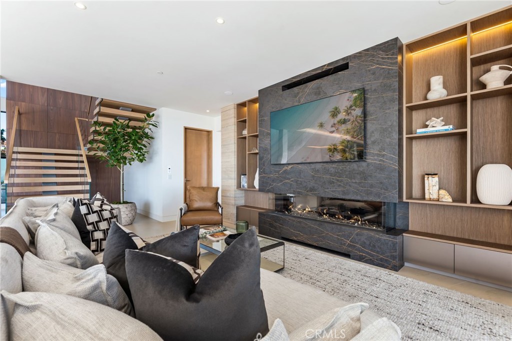 2711 Ebbtide Road, Corona Del Mar CA 92625 - photo 21
