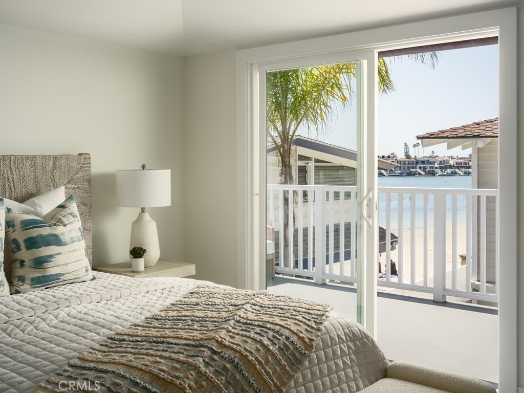 2715 Cove, Corona Del Mar CA 92625 - photo 4