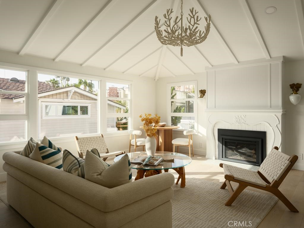 2715 Cove, Corona Del Mar CA 92625 - photo 8