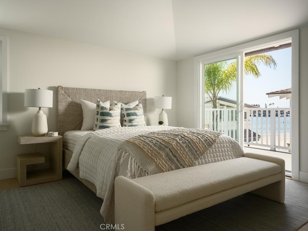 2715 Cove, Corona Del Mar CA 92625 - photo 3