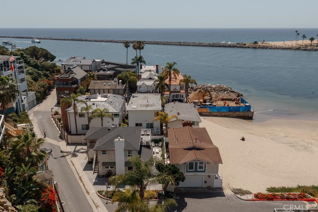 2715 Cove, Corona Del Mar CA 92625 - photo 25