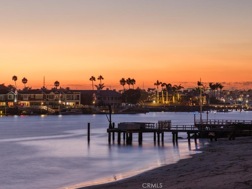 2715 Cove, Corona Del Mar CA 92625 - photo 34