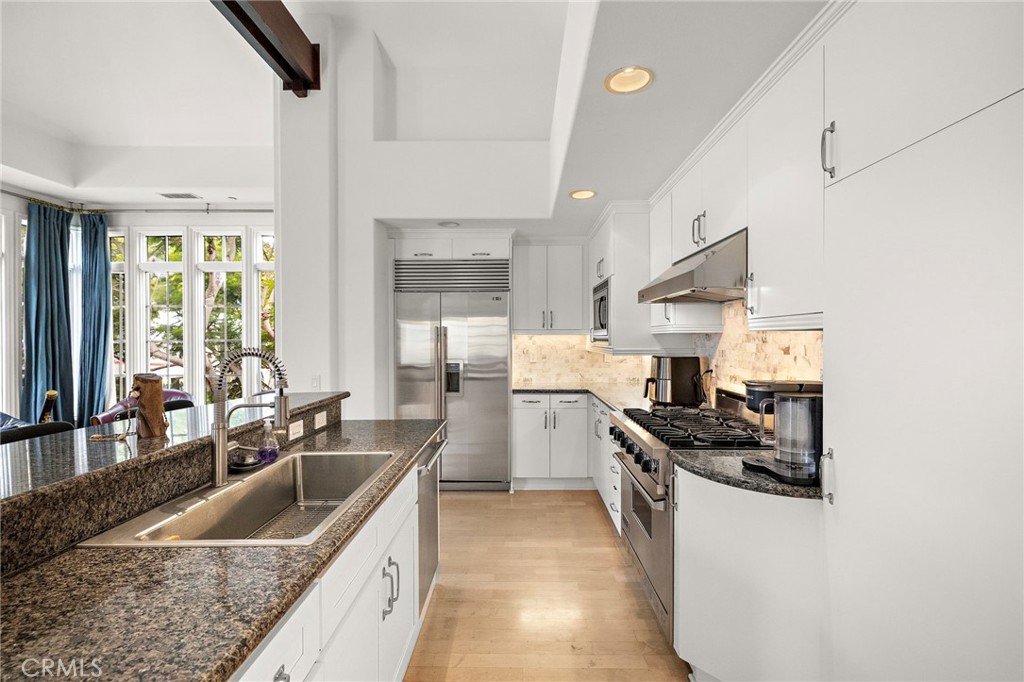 2741 Bungalow, Corona Del Mar CA 92625 - photo 12