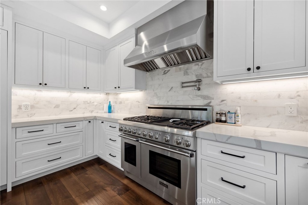 2801 Bayside Drive, Corona Del Mar CA 92625 - photo 11