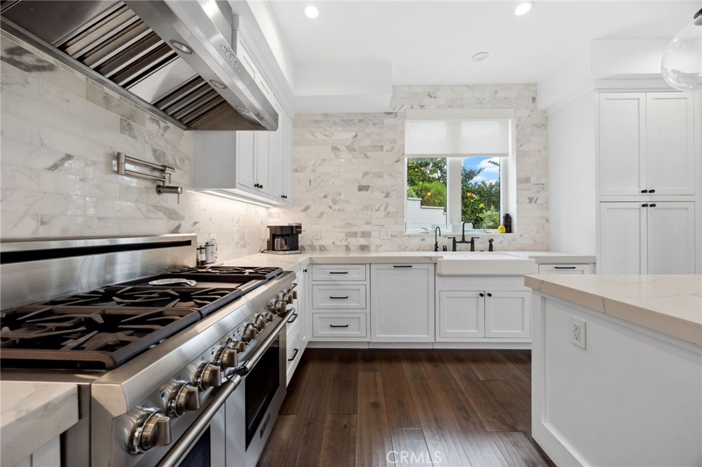 2801 Bayside Drive, Corona Del Mar CA 92625 - photo 12