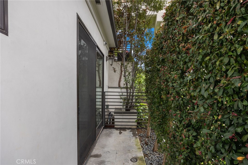 2801 Bayside Drive, Corona Del Mar CA 92625 - photo 35