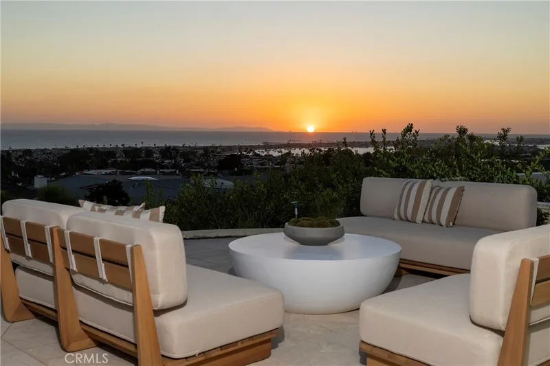 2801 Setting Sun, Corona Del Mar