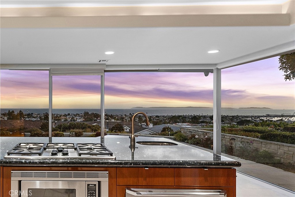 2801 Setting Sun, Corona Del Mar CA 92625 - photo 11