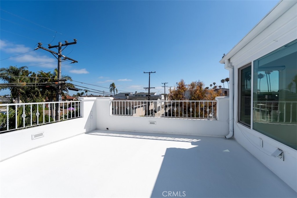 2830 2nd Avenue, Corona Del Mar CA 92625 - photo 37