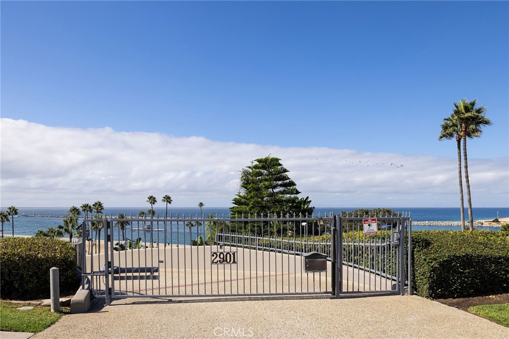 2901 Ocean Boulevard, Corona Del Mar CA 92625 - photo 35