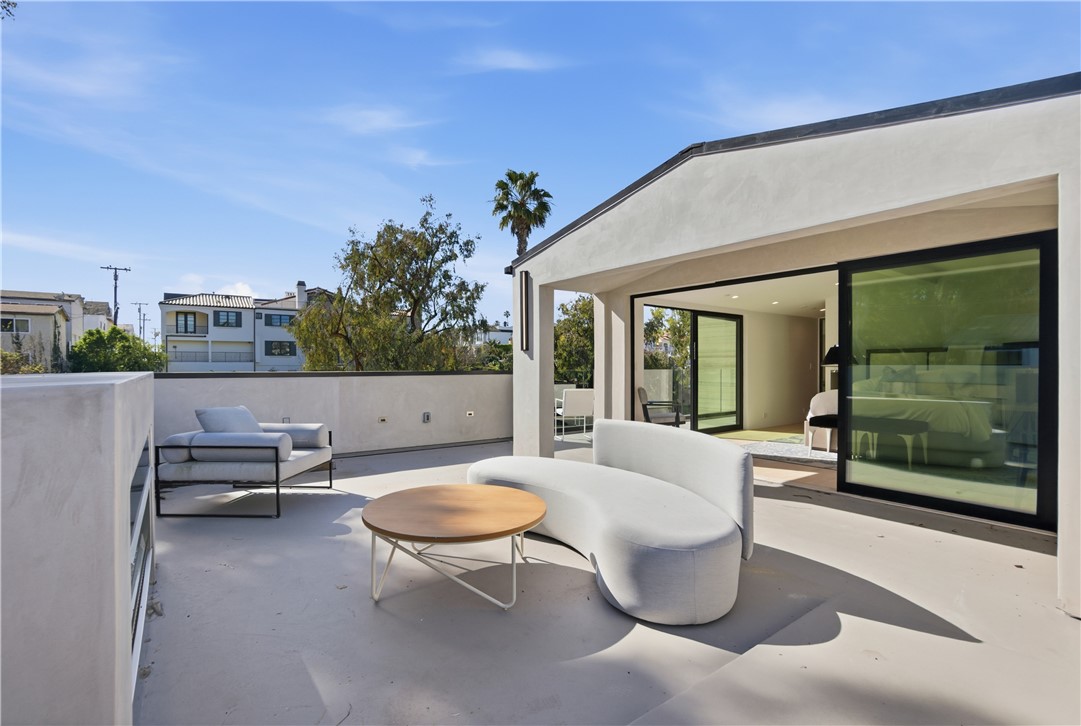 2910 Bayside, Corona Del Mar CA 92625 - photo 17