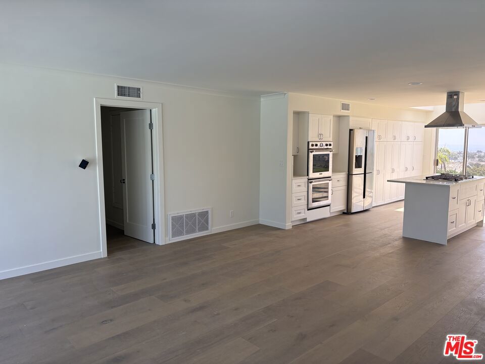 2915 Setting Sun Drive, Corona Del Mar CA 92625 - photo 9