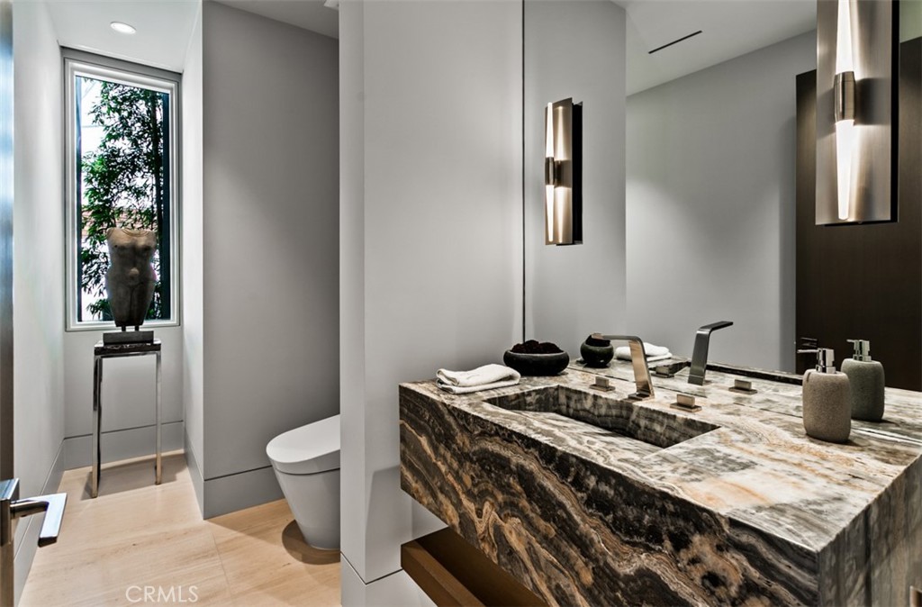 Powder Bath - 2928 Ocean, Corona Del Mar CA 92625 - photo 22