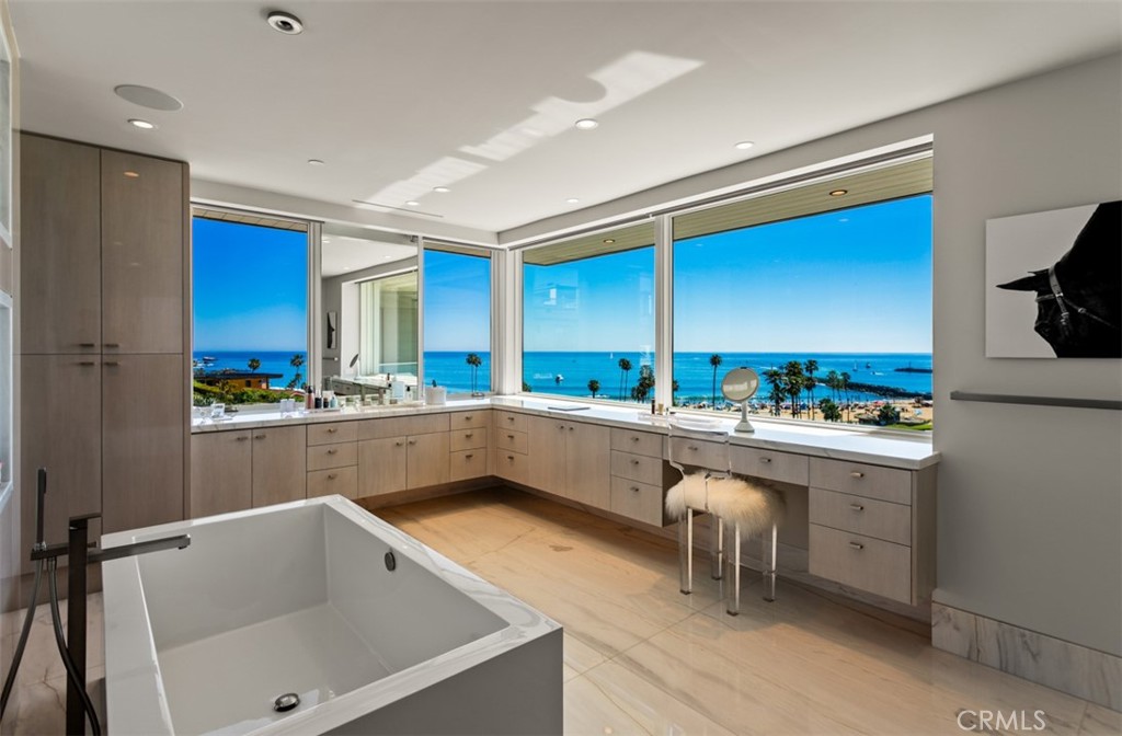 Suite 1 in Primary - 2928 Ocean, Corona Del Mar CA 92625 - photo 34