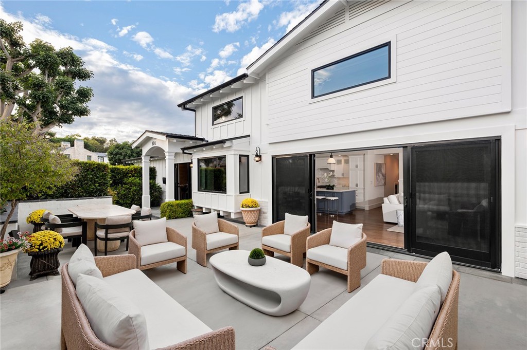 301 Evening Canyon, Corona Del Mar CA 92625 - photo 1