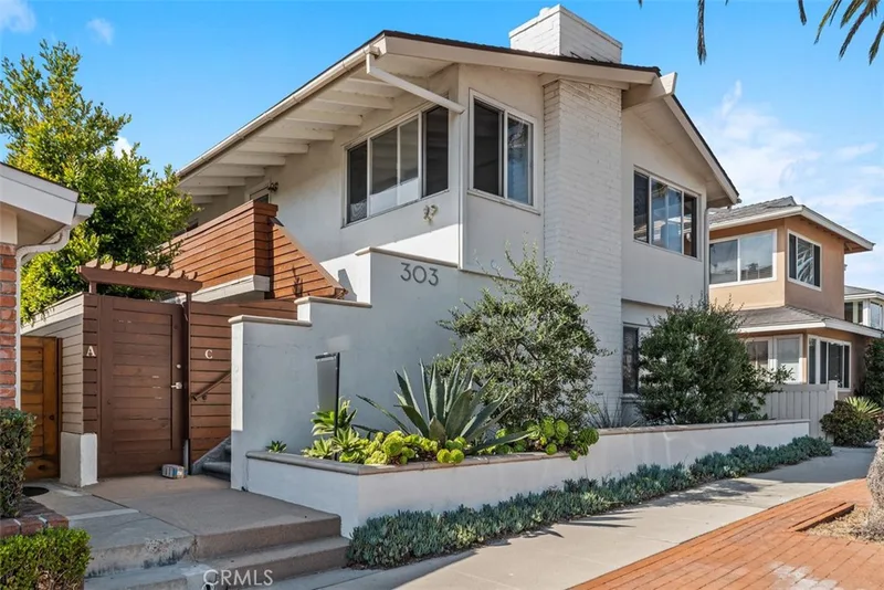 303 Marguerite Avenue C, Corona Del Mar, CA 92625