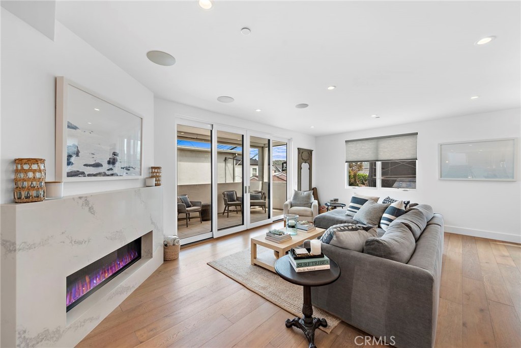 304 Iris Avenue, Corona Del Mar CA 92625 - photo 1