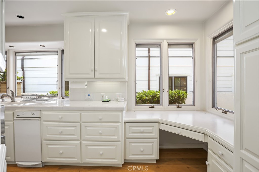 308 Orchid Avenue, Corona Del Mar CA 92625 - photo 10