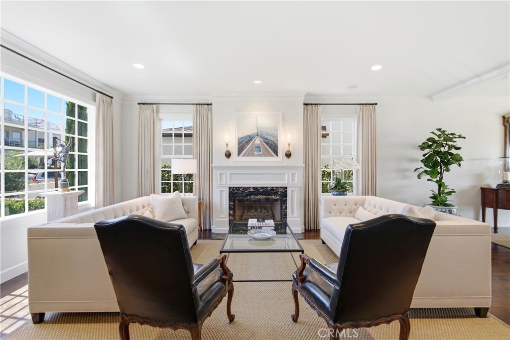 309 Marigold Avenue, Corona Del Mar CA 92625 - photo 2