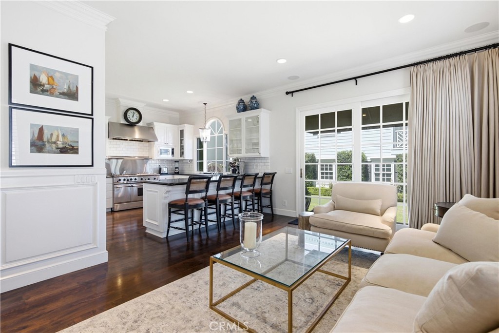 309 Marigold Avenue, Corona Del Mar CA 92625 - photo 9