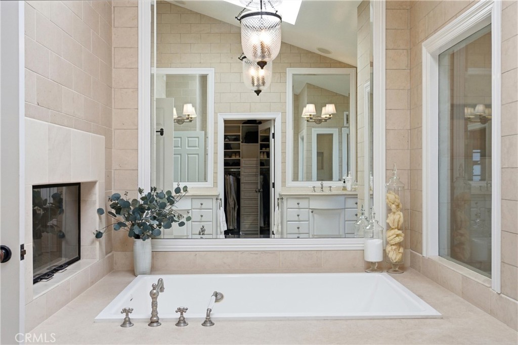 309 Marigold Avenue, Corona Del Mar CA 92625 - photo 16