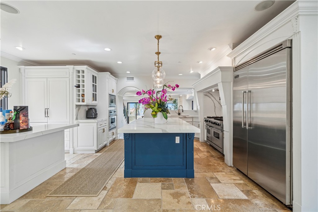 312 Carnation Avenue, Corona Del Mar CA 92625 - photo 8