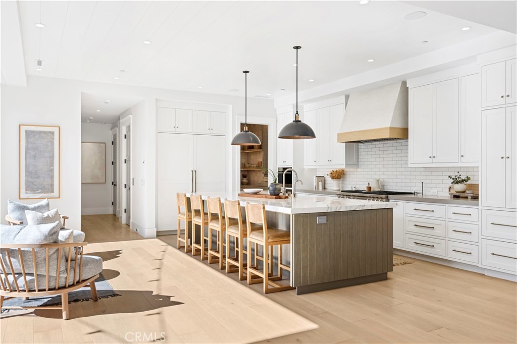313 Heliotrope, Corona Del Mar CA 92625 - photo 9
