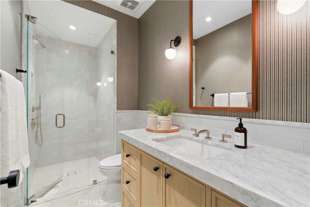 313 Heliotrope, Corona Del Mar CA 92625 - photo 17