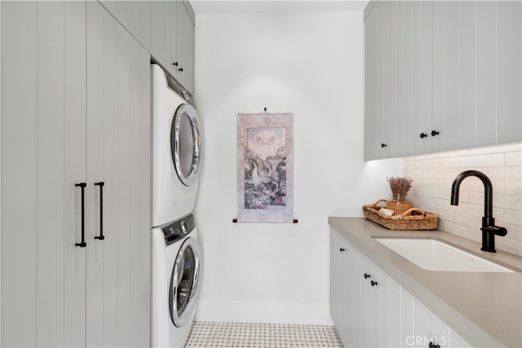 313 Heliotrope, Corona Del Mar CA 92625 - photo 26