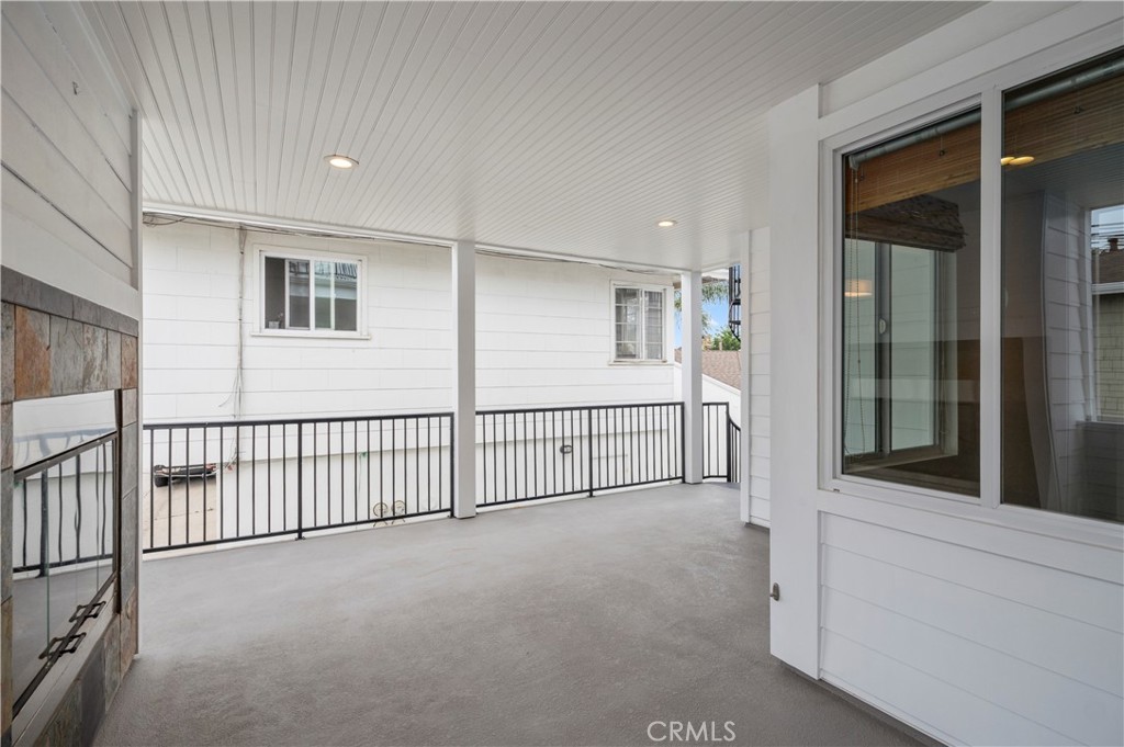 314 1/2 Larkspur Avenue, Corona Del Mar CA 92625 - photo 7