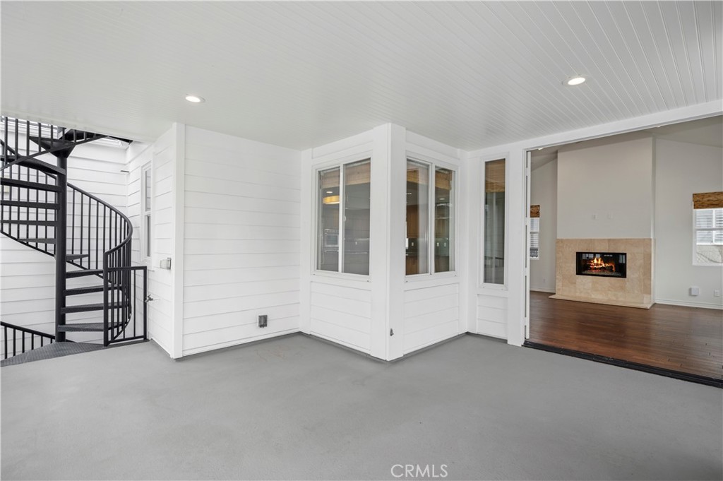314 1/2 Larkspur Avenue, Corona Del Mar CA 92625 - photo 9