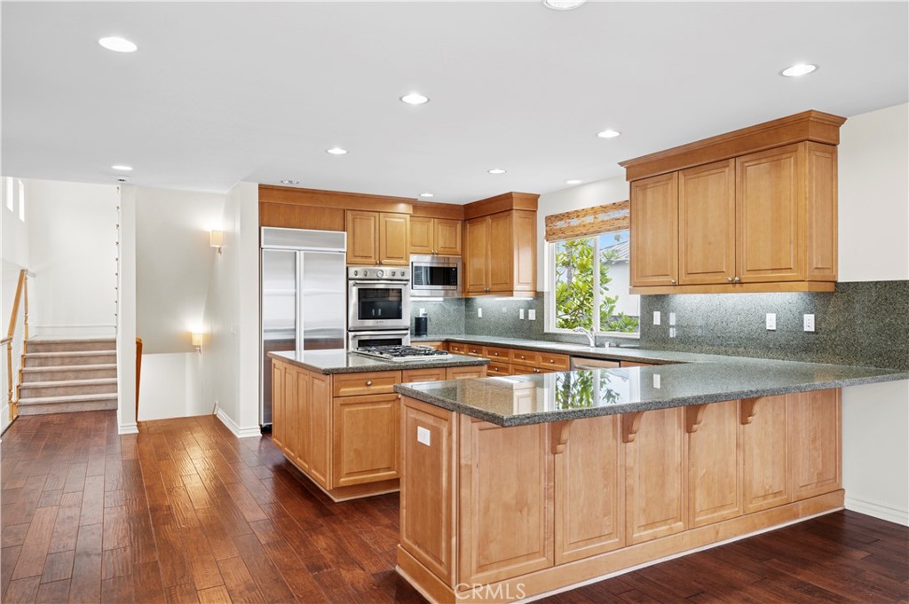 314 1/2 Larkspur Avenue, Corona Del Mar CA 92625 - photo 11