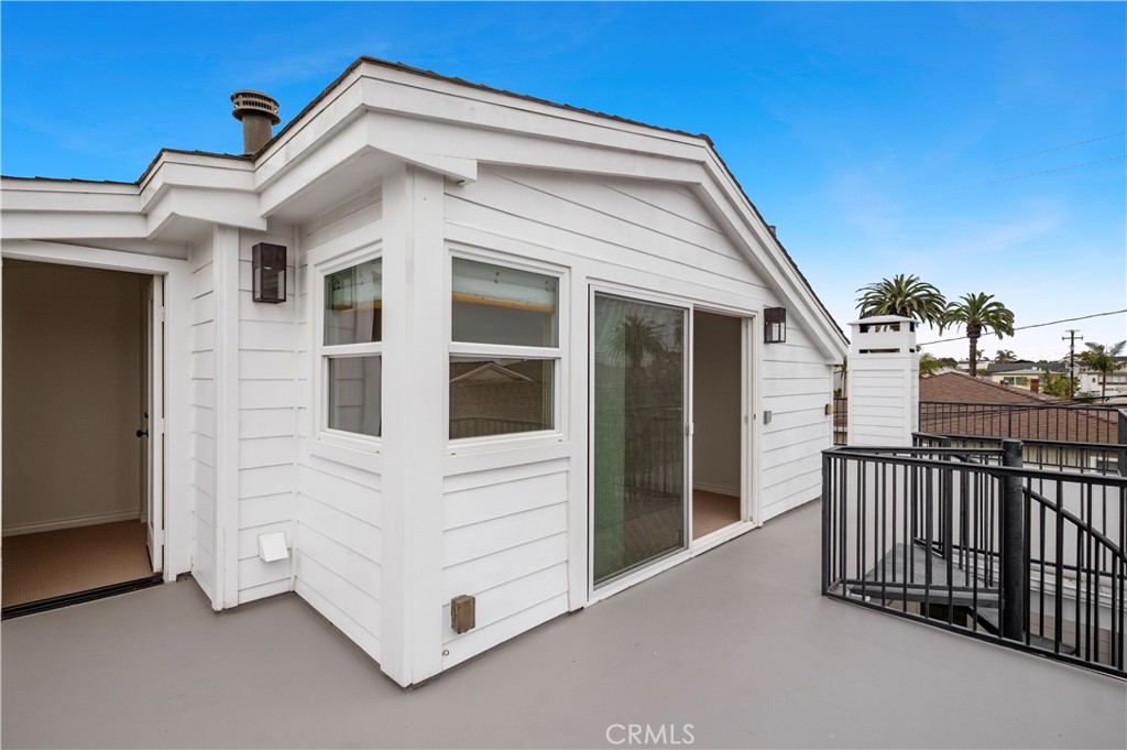 314 1/2 Larkspur Avenue, Corona Del Mar CA 92625 - photo 19