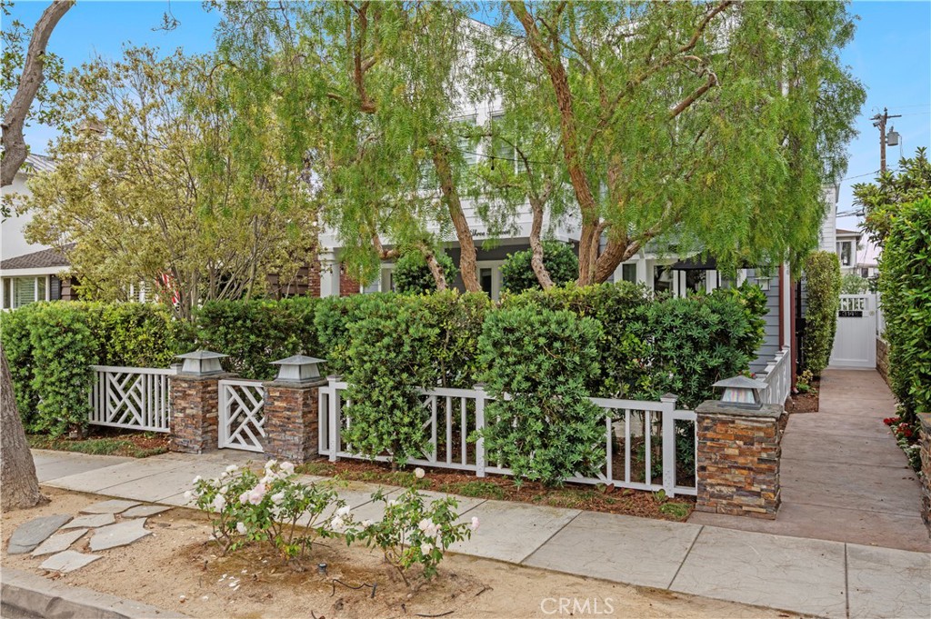 314 1/2 Larkspur Avenue, Corona Del Mar CA 92625 - photo 28